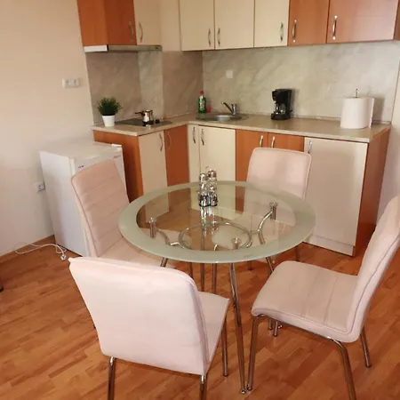 Studio Beatris Apartman Napospart